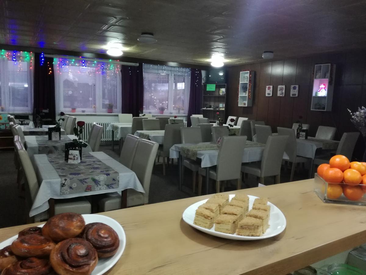 Hotel Tatrania Стара-Лесна Экстерьер фото